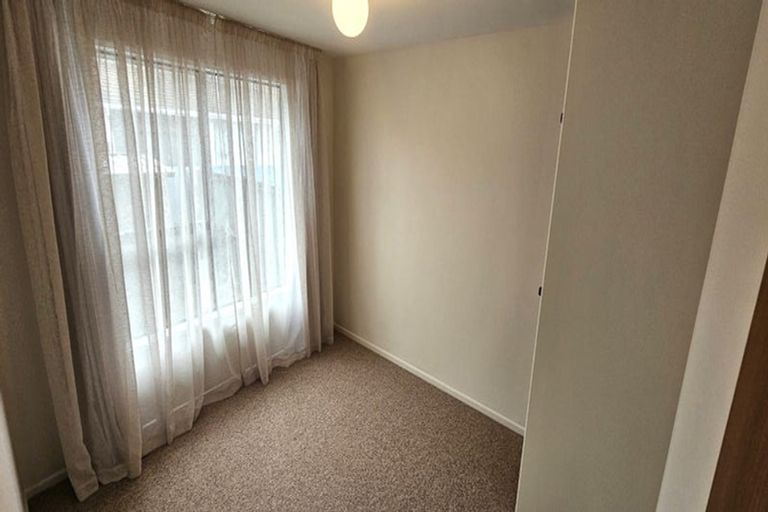 Photo of property in 2/64 Tancred Street, Linwood, Christchurch, 8011