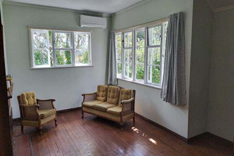 Photo of property in 325 Lake Road, Hauraki, Auckland, 0622
