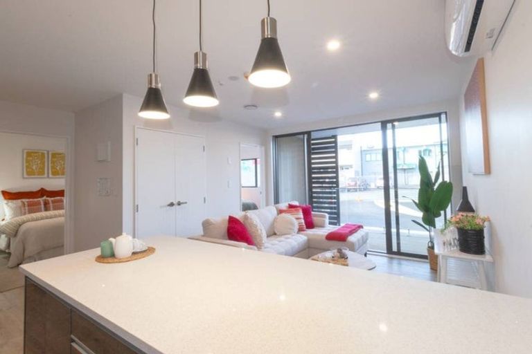 Photo of property in 139 Grove Road, Papakura, 2110