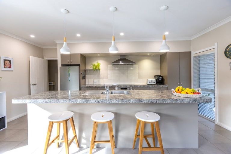 Photo of property in 25a Avenue Road, Greenmeadows, Napier, 4112