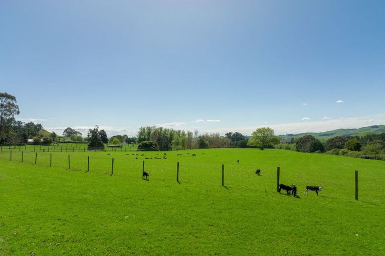 Photo of property in 2/746 Kairangi Road, Rotoorangi, Cambridge, 3495