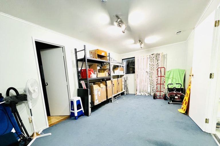 Photo of property in 89 Saddleback Rise, Murrays Bay, Auckland, 0630