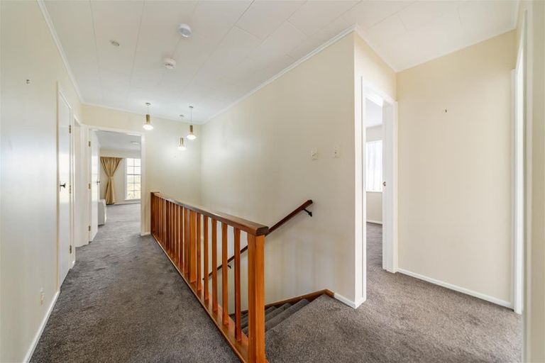 Photo of property in 24 Cypress Drive, Maungaraki, Lower Hutt, 5010
