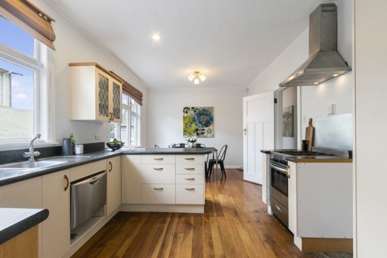 Photo of property in 3 Nicholls Avenue, Petone, Lower Hutt, 5012