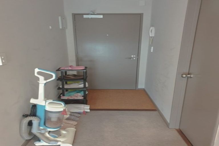 Photo of property in Dual Apartments, 108/142 Vivian Street, Te Aro, Wellington, 6011