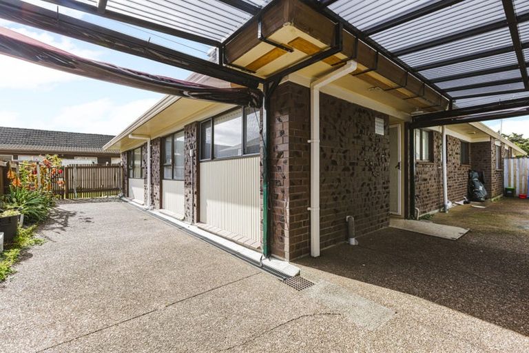 Photo of property in 3/16 Regent Street, Papatoetoe, Auckland, 2025