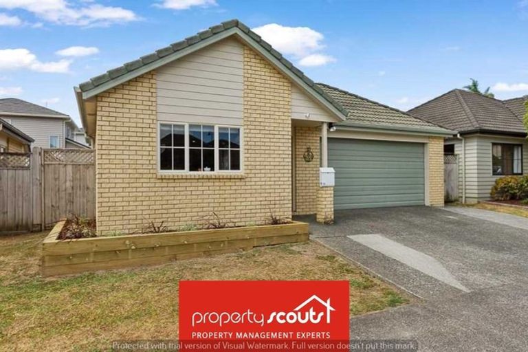 Photo of property in 10 Peachstone Lane, Henderson, Auckland, 0612