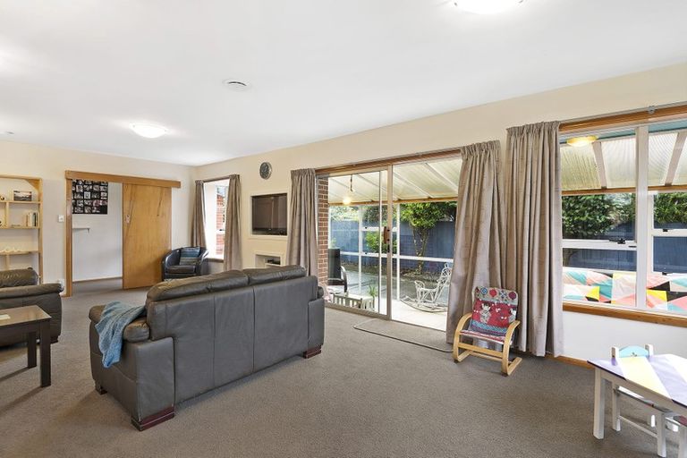 Photo of property in 19 Dunstan Crescent, Hornby, Christchurch, 8042