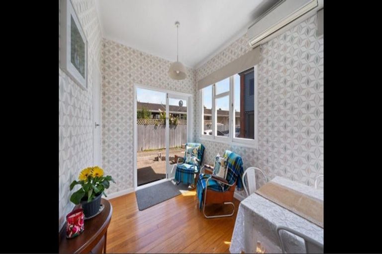 Photo of property in 45 Tom Parker Avenue, Marewa, Napier, 4110