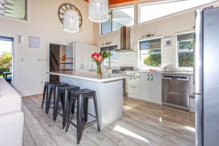 Photo of property in 115 Rangi Avenue, Whangamata, 3620