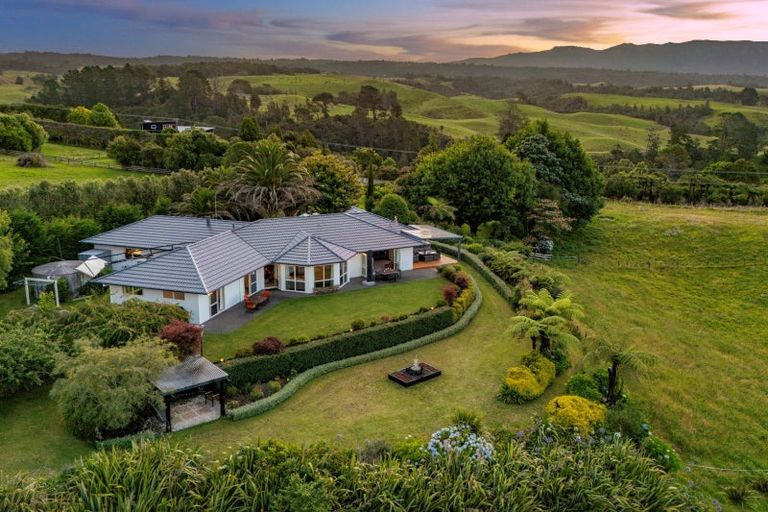 Photo of property in 439a Wainui Road South, Whakamarama, 3181