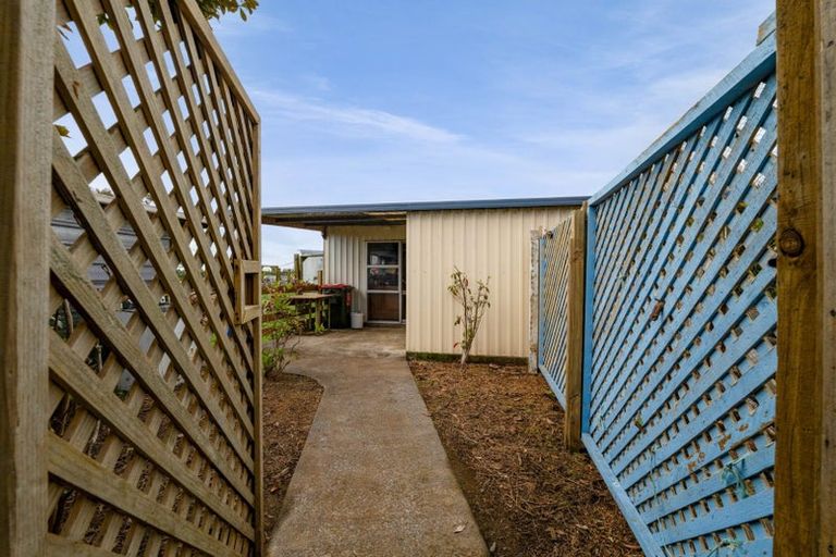 Photo of property in 275 Henwood Road, Paraite, New Plymouth, 4372