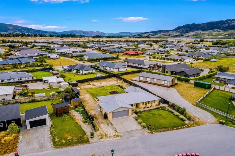 Photo of property in 3 Charisma Court, Mount Pisa, Cromwell, 9383