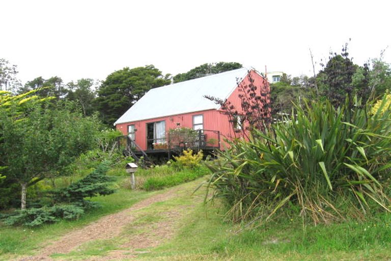 Photo of property in 9 Eden Terrace, Onetangi, Waiheke Island, 1081
