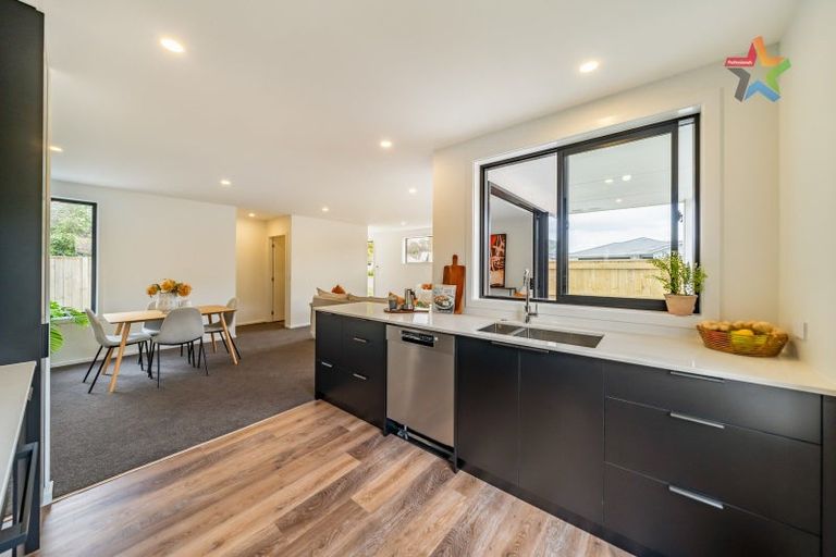 Photo of property in 12a Ford Road, Opawa, Christchurch, 8023