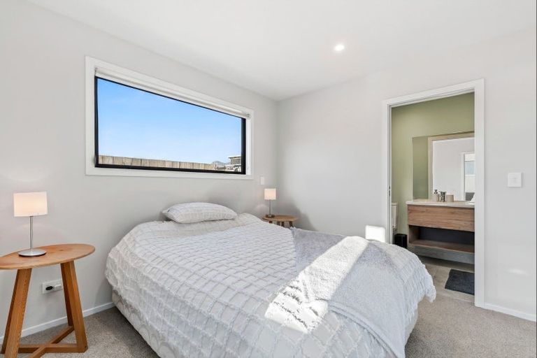 Photo of property in 9 Caton Street, Lake Hawea, 9382