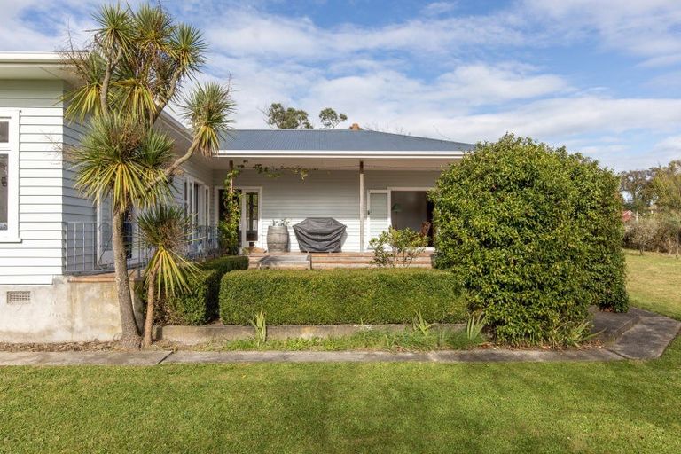 Photo of property in 66 Watts Street, Waipawa, 4210