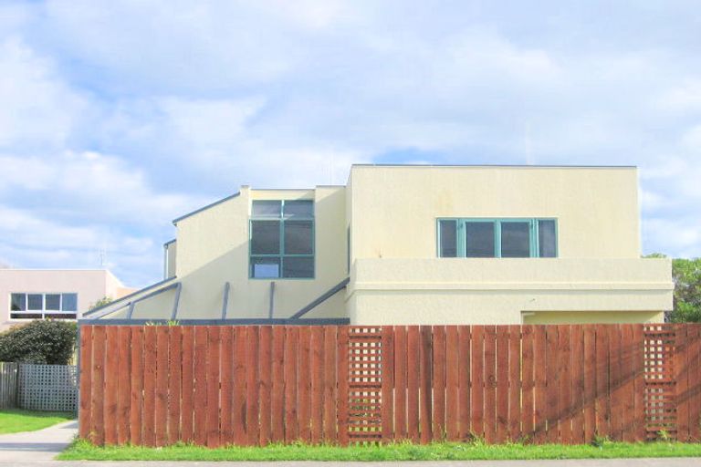 Photo of property in 626a Papamoa Beach Road, Papamoa Beach, Papamoa, 3118