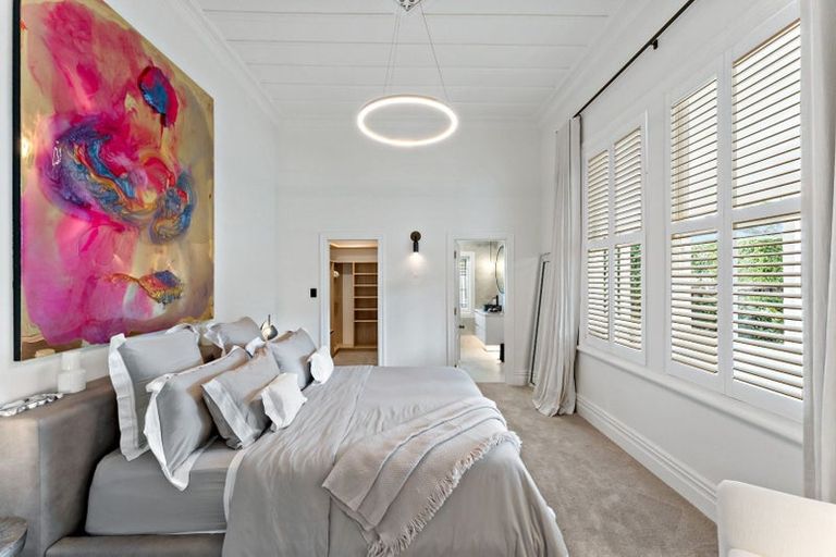 Photo of property in 65 Marine Parade, Herne Bay, Auckland, 1011