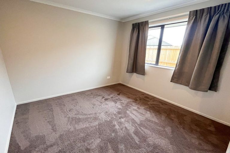 Photo of property in 10 Larissa Road, Halswell, Christchurch, 8025