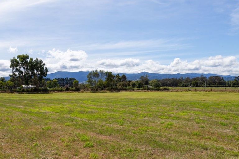 Photo of property in 25 Britton Avenue, Morison Bush, Greytown, 5794