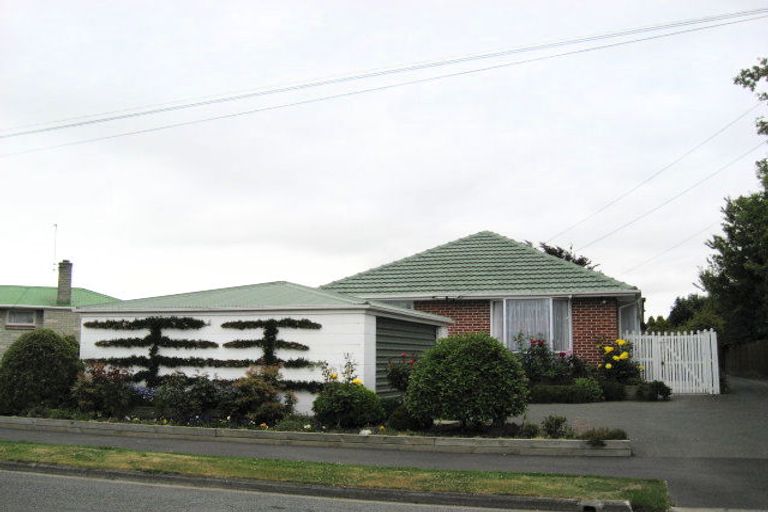 Photo of property in 1/5 Colina Street, Avonhead, Christchurch, 8042
