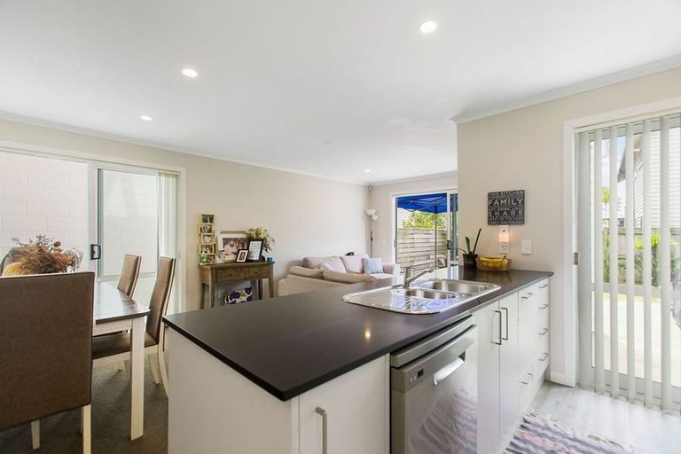 Photo of property in 76 Arrowsmith Drive, Flat Bush, Auckland, 2019