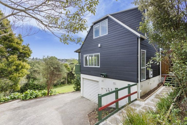 Photo of property in 2/75 Captain Scott Road, Glen Eden, Auckland, 0602
