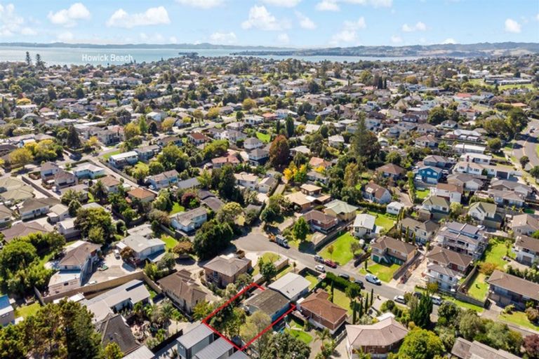 Photo of property in 2/12 Cosy Place, Howick, Auckland, 2014