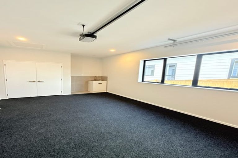 Photo of property in 71 Tributary Parade, Karaka, Papakura, 2113