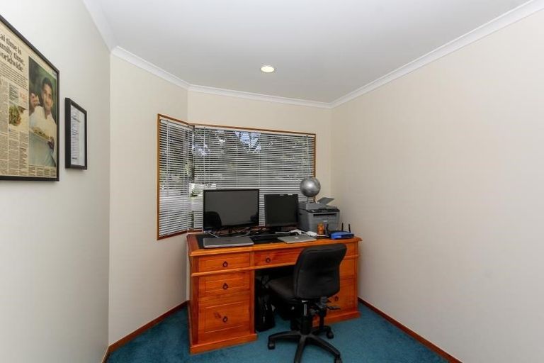 Photo of property in 83 Branch Road, Highlands Park, New Plymouth, 4312