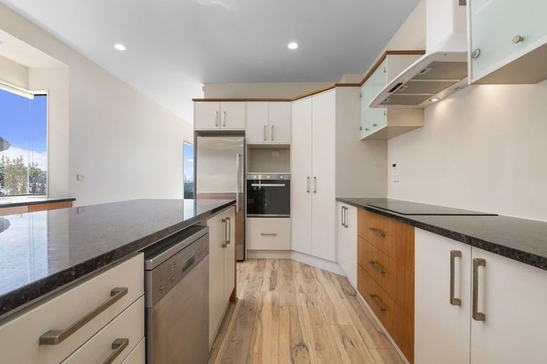 Photo of property in 4a Noel Avenue, Orewa, 0931