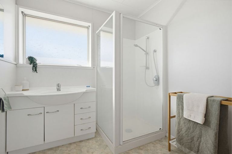 Photo of property in 22 Howden Road, Fairfield, Hamilton, 3214