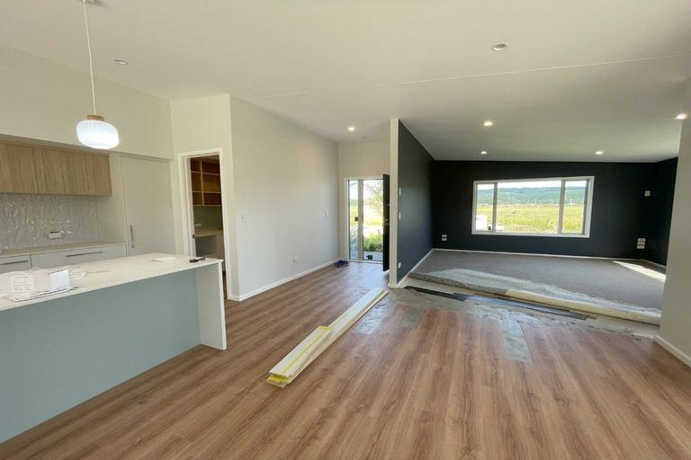 Photo of property in 37 Pohutukawa Drive, Eskdale, Napier, 4182