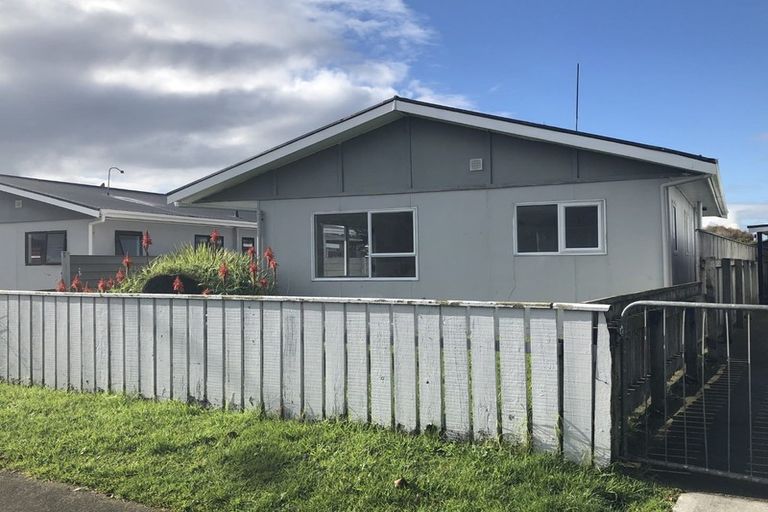 Photo of property in 18c Mosston Road, Castlecliff, Whanganui, 4501