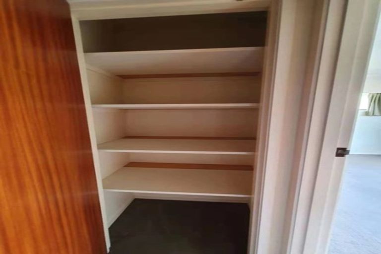 Photo of property in 33 Derrimore Heights, Clover Park, Auckland, 2019