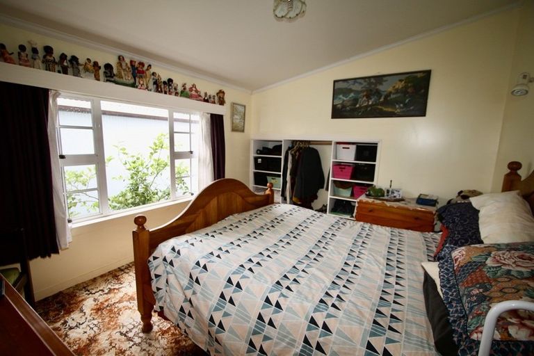 Photo of property in 23 Nash Parade, Foxton Beach, Foxton, 4815