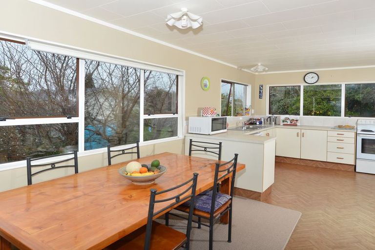 Photo of property in 1 Curlew Place, One Tree Point, 0118