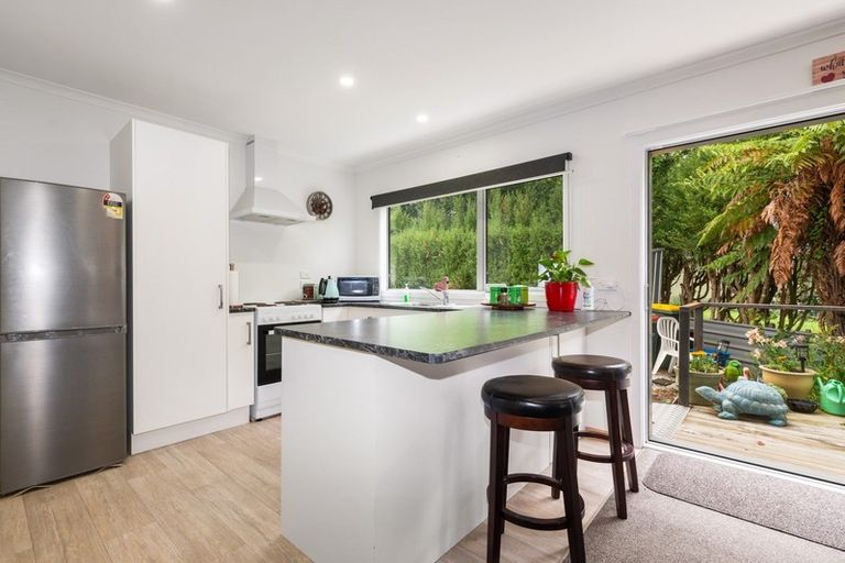 Photo of property in 10 Bay Grove, Pukehangi, Rotorua, 3015