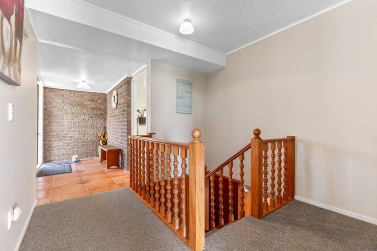 Photo of property in 24 Motukari Place, Onaero, Urenui, 4383