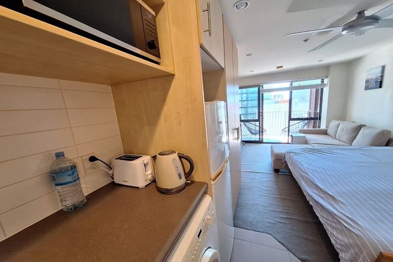 Photo of property in 23 Emily Place, Bellevue, Tauranga, 3110