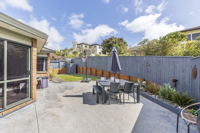 Photo of property in 2 Endeavour Drive, Whitby, Porirua, 5024