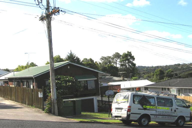 Photo of property in 2/122 Verran Road, Birkdale, Auckland, 0626