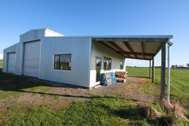 Photo of property in 37 Matarikoriko Road, Brixton, Waitara, 4382
