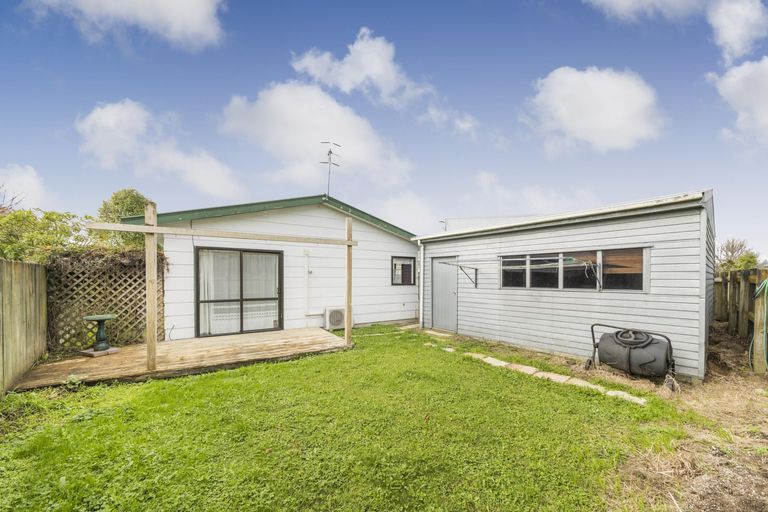 Photo of property in 62 Newton Place, Westbrook, Palmerston North, 4412
