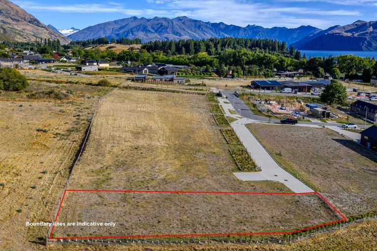 Photo of property in 5 Glenbrook Lane, Wanaka, 9305
