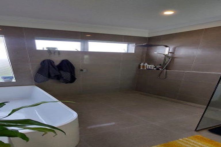 Photo of property in 75 Charlotte Street, Balclutha, 9230