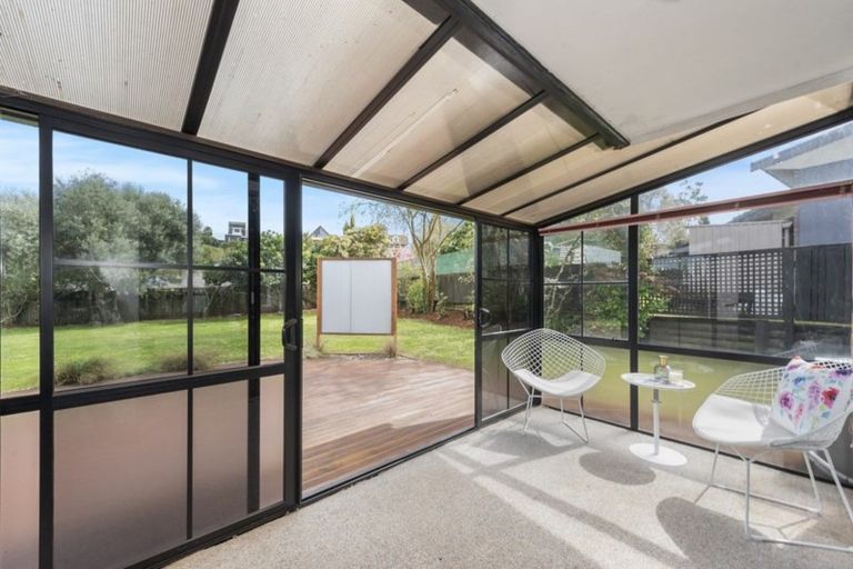 Photo of property in 6 Houhere Place, Pukete, Hamilton, 3200