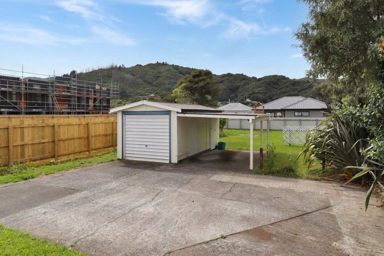 Photo of property in 18 Fitzherbert Road, Wainuiomata, Lower Hutt, 5014