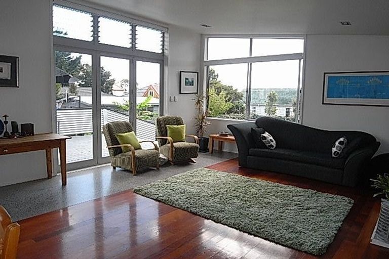 Photo of property in 57 Moa Road, Point Chevalier, Auckland, 1022